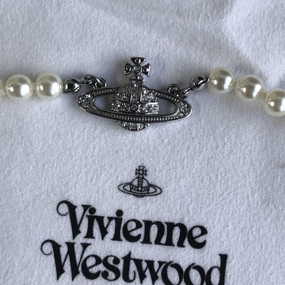 BRAND NEW Vivienne..westwood Silver Orb Pearl Choker Necklace - Picture 4 of 5